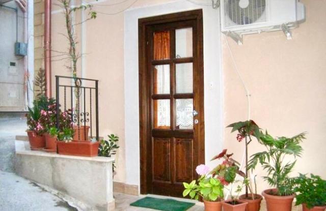 Case Vacanza Cipriano Spacious Apartment And Cosy Studio Monolocale Torretta  Bagian luar foto